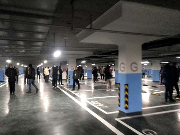 1月5日，由河北华夏幸福基业有限公司一分公司组织的“任丘车库机电标杆观摩指导会”，在我集团公司任丘石油新城曹正才项目部地下车库施工现场举行，来自河北华夏幸福基业有限公司一分公司旗下的各项目部技术人员代表共计100余人参加了此次观摩会。  观摩会上，我公司任丘石油新城项目部项目经理曹红生同志对地下车库机电工程的施工技术情况进行了全方位的系统介绍，充分展示了作为标杆工程所具有的先进风采，受到了现场与会项目部技术人员的一致好评，为集团公司赢得了来之不易的荣誉。   （北京办报道）